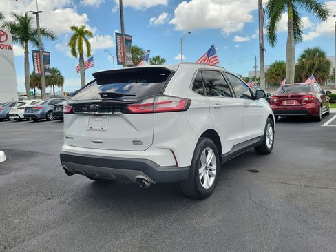 Used 2019 Ford Edge SEL w/ Equipment Group 201A FWD image 12