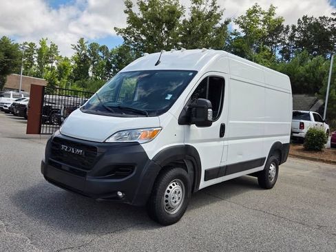 Used 2024 RAM ProMaster 1500 w/ Convenience Group FWD image 4