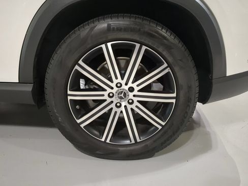 Used 2024 Mercedes-Benz GLE 350 4MATIC image 6