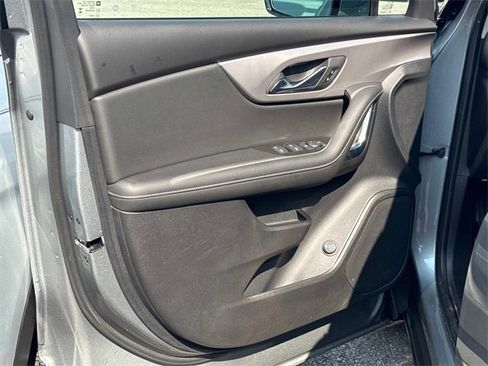 Used 2025 Chevrolet Blazer LT w/ Convenience Package image 26