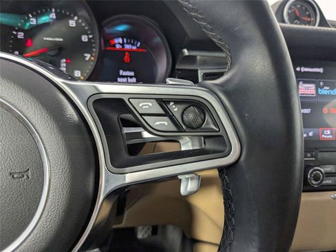 Used 2017 Porsche Macan AWD/4WD image 21