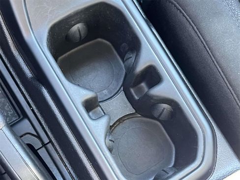 Used 2020 Jeep Wrangler Unlimited Sahara image 30