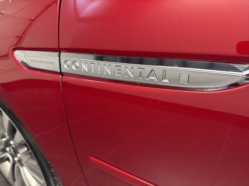 Used 2017 Lincoln Continental Reserve AWD/4WD image 33