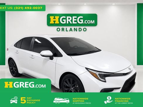 Used 2023 Toyota Corolla SE FWD image 1