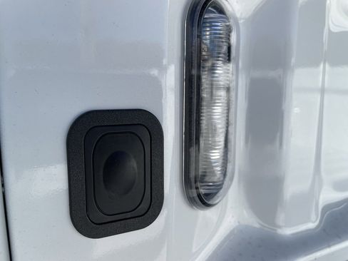 New 2025 Ford F150 Lightning Platinum image 32