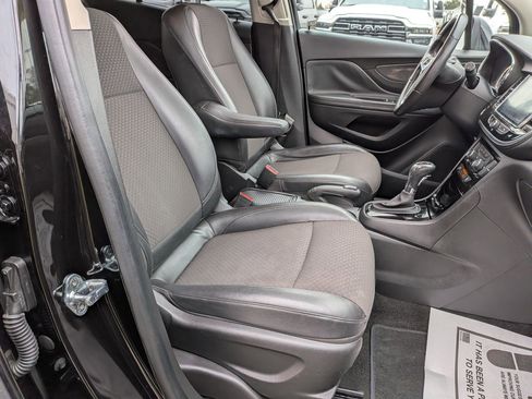 Used 2020 Buick Encore Sport Touring w/ Safety Package image 31