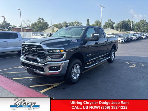 Used 2025 RAM 2500 Big Horn AWD/4WD image 1