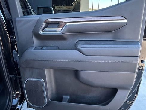 Used 2025 Chevrolet Silverado 1500 LT w/ Work Truck Package image 15