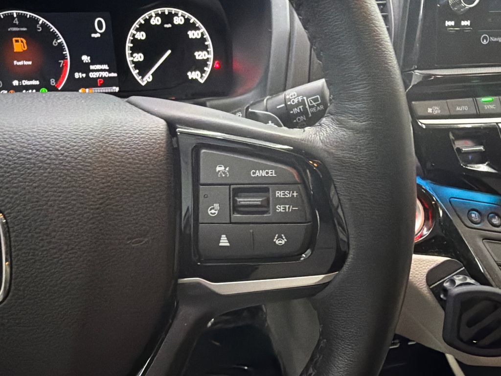 Certified 2025 Honda Odyssey Elite image 28