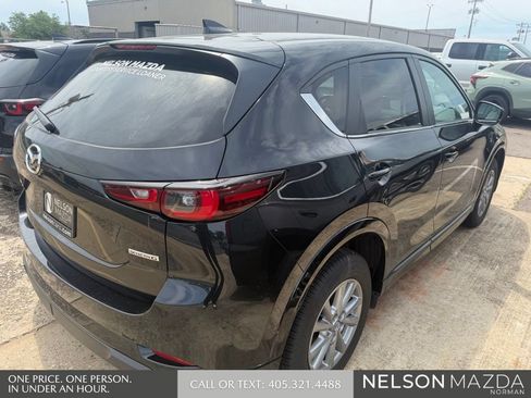 Used 2025 MAZDA CX-5 AWD 2.5 S w/ Preferred Package image 6