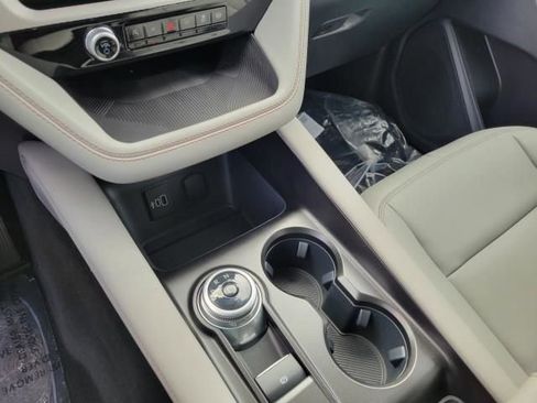 New 2026 Ford Explorer Active w/ Active Comfort Package image 37