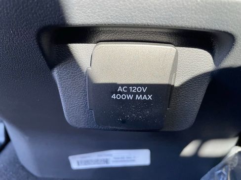 New 2026 Ford F250 Lariat w/ Black Appearance Package image 27