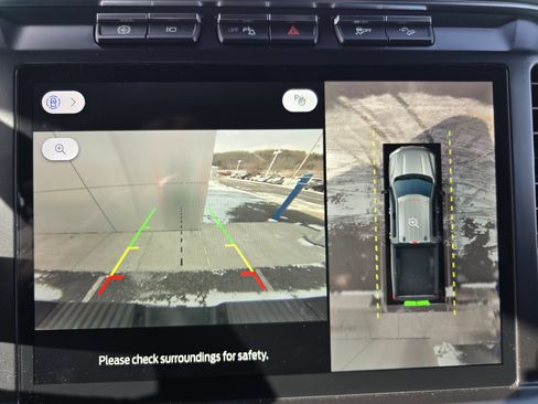 Used 2024 Ford F250 Platinum image 30