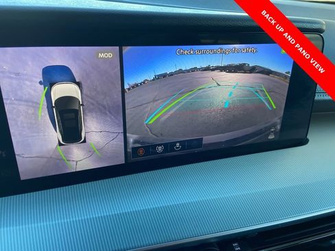 Used 2025 Nissan Murano Platinum w/ Cargo Package image 6