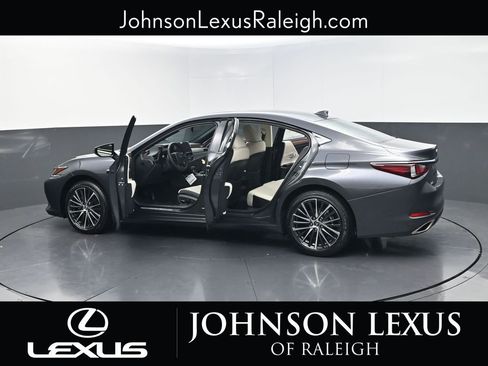 New 2025 Lexus ES 350 w/ Premium Package image 37