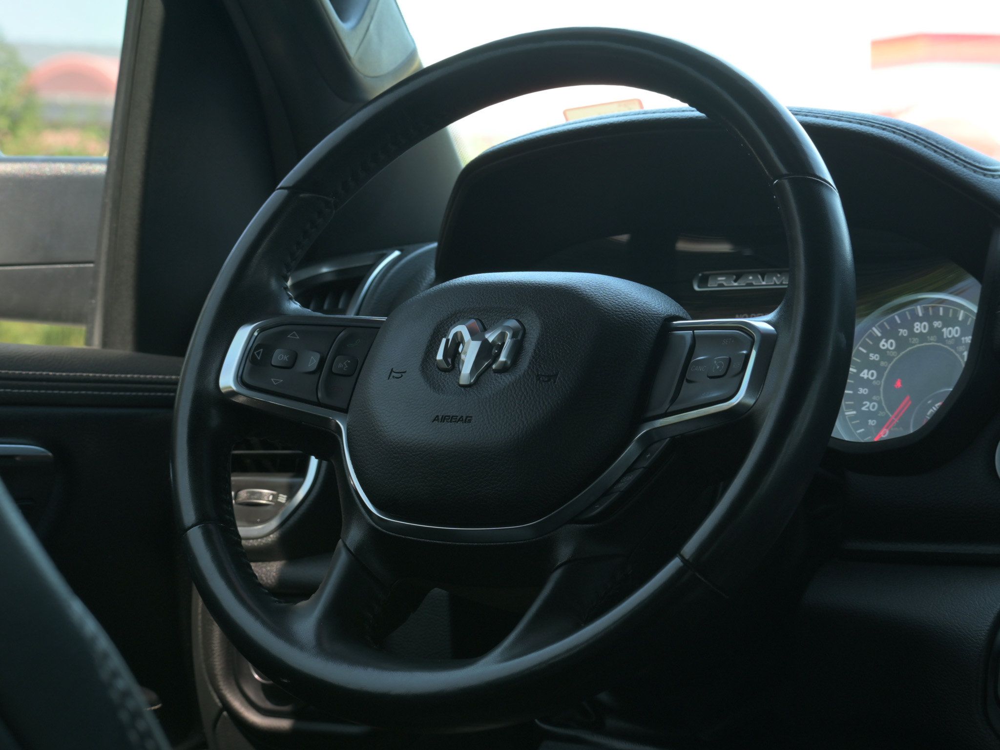 Used 2024 RAM 1500 Laramie RWD image 22
