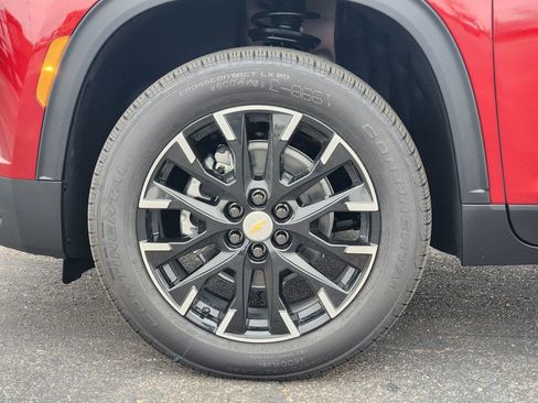 New 2026 Chevrolet Traverse LT w/ Sun and Wheel Package image 7
