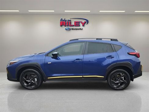 Used 2025 Subaru Crosstrek 2.5i Sport image 2