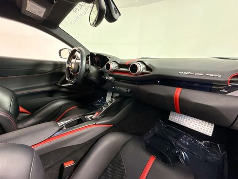 Certified 2019 Ferrari 812 Superfast image 24