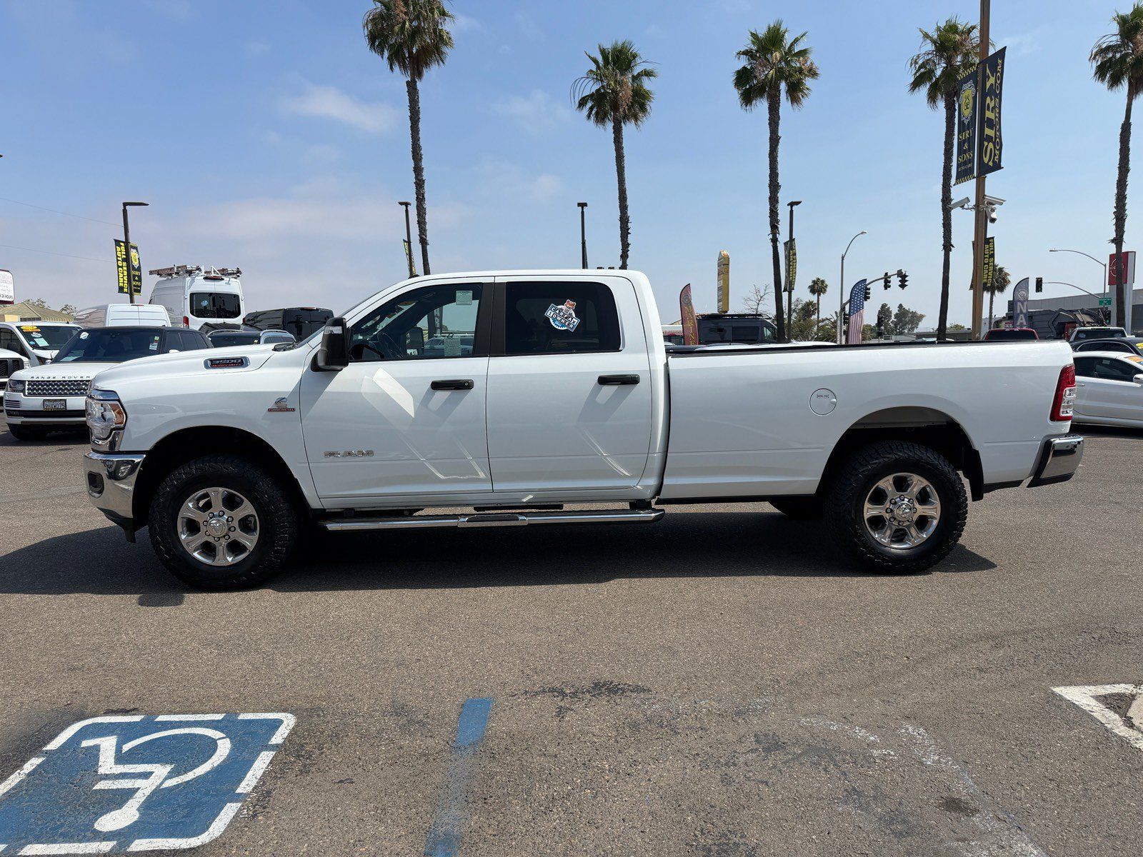 Used 2024 RAM 3500 Big Horn AWD/4WD image 6