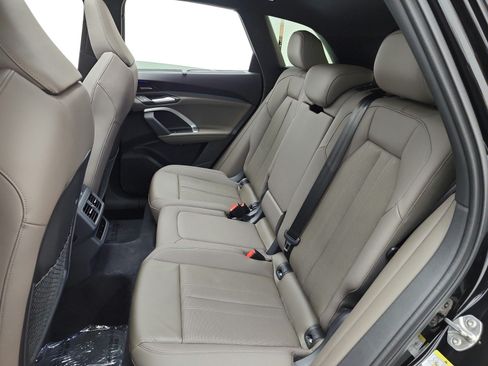 Used 2025 Audi Q5 Premium Plus w/ Premium Plus AWD/4WD image 13