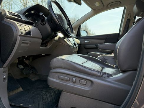 Used 2015 Honda Odyssey Touring Elite image 19