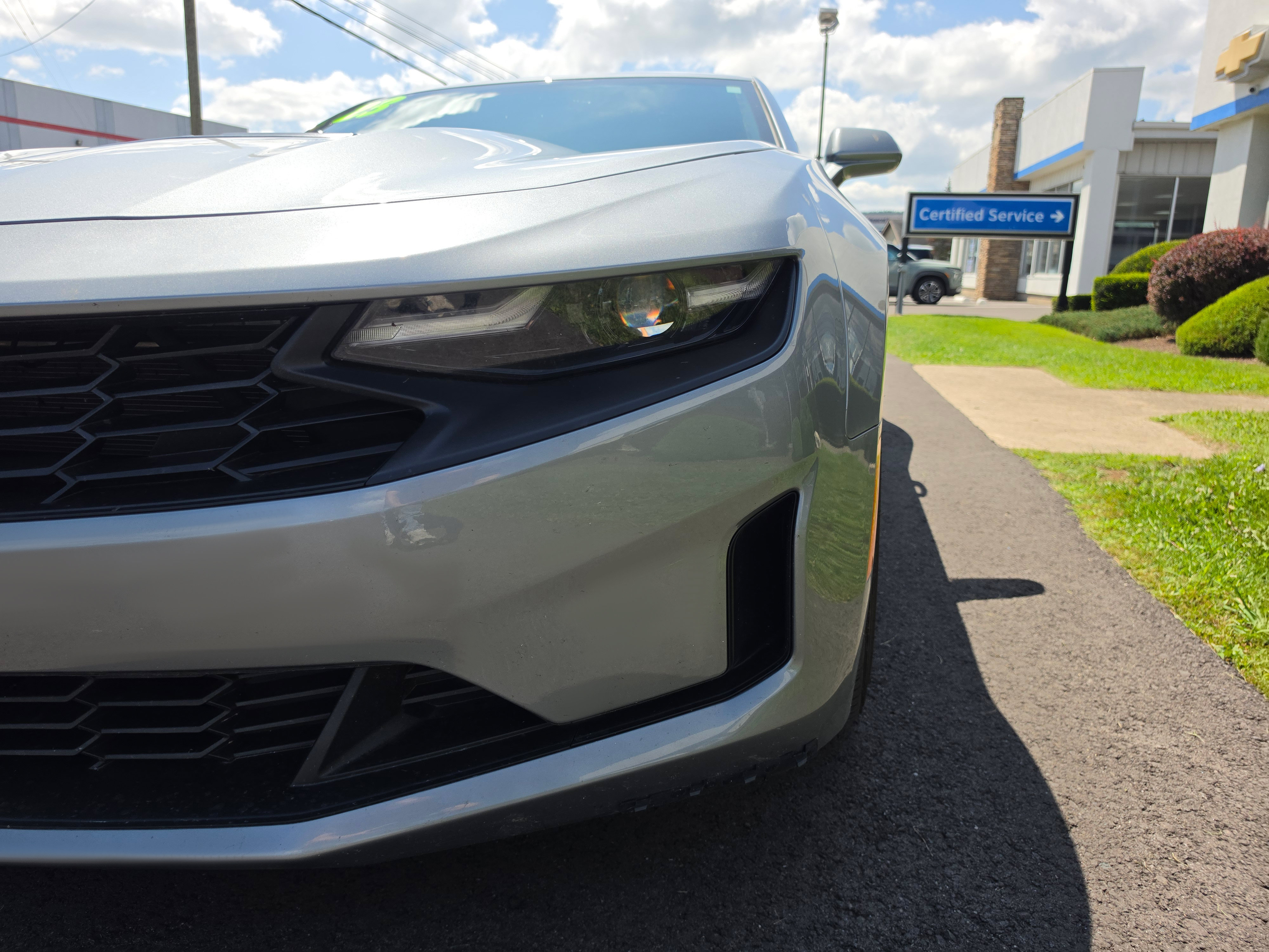 Used 2023 Chevrolet Camaro LT RWD image 11