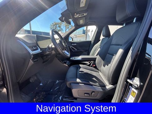 Used 2025 BMW X1 xDrive28i image 9