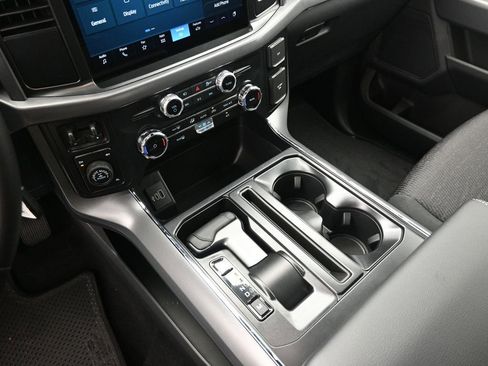 New 2025 Ford F150 XLT w/ Equipment Group 301A Standard image 21