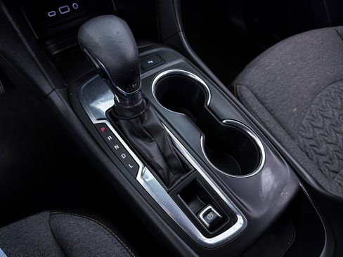 Used 2022 Chevrolet Equinox LT image 17