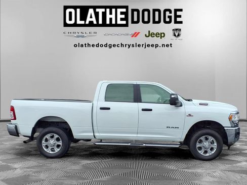 Used 2024 RAM 2500 Big Horn AWD/4WD image 29
