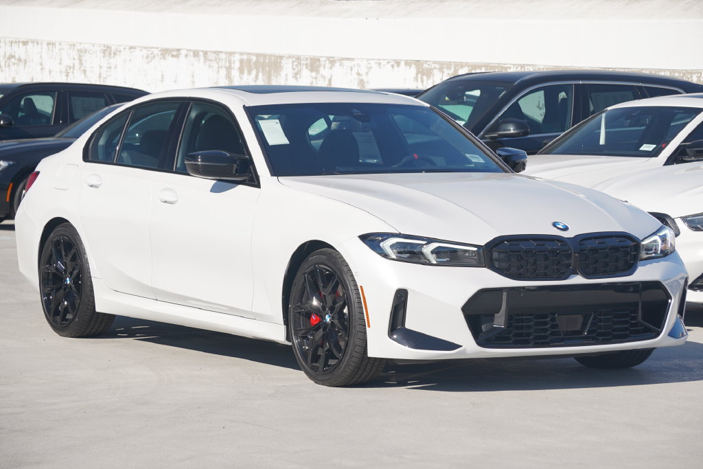 Used 2026 BMW M340i Sedan w/ Premium Package RWD image 3