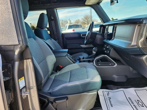 Used 2023 Ford Bronco Outer Banks w/ Sasquatch Package image 26