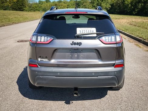 Used 2020 Jeep Cherokee Latitude Plus image 36