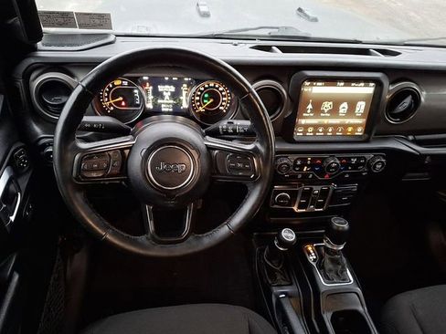 Used 2022 Jeep Wrangler Unlimited Sport image 13