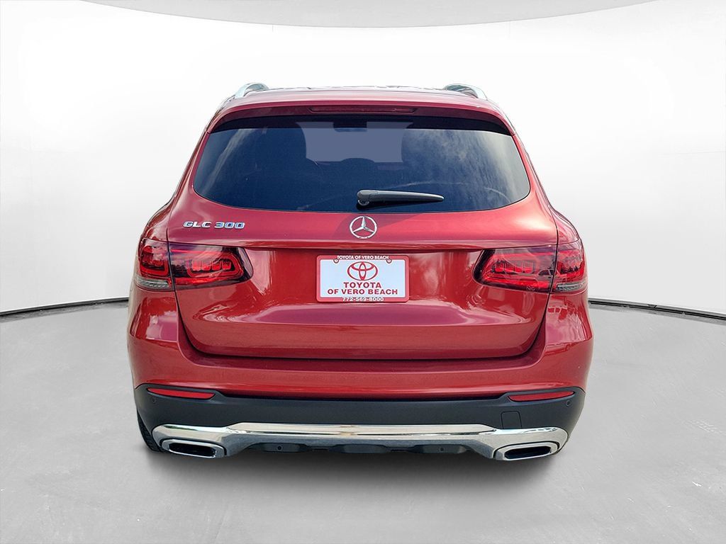 Used 2021 Mercedes-Benz GLC 300 w/ Premium Package image 5