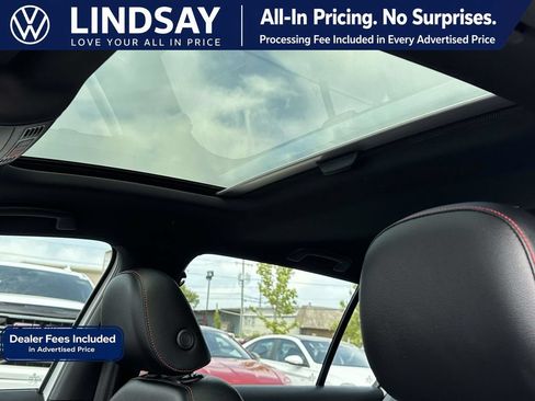 Used 2018 Volkswagen GTI SE w/ SE Leather Package FWD image 24