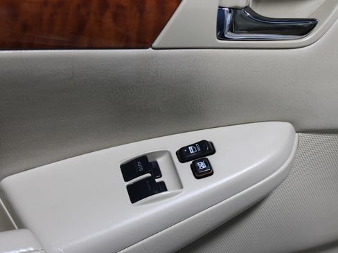 Used 2007 Toyota Solara SLE FWD image 9