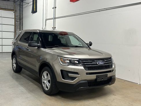 Used 2018 Ford Explorer 4WD Police Interceptor image 3