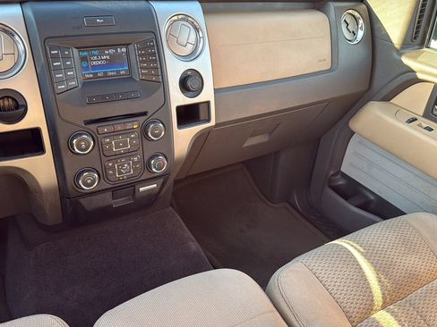 Used 2014 Ford F150 XLT w/ XLT Chrome Package RWD image 19
