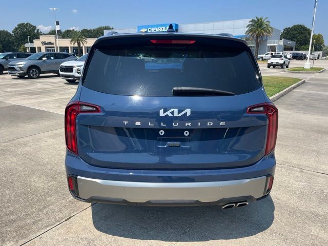 Used 2025 Kia Telluride S FWD image 5