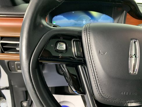 Used 2020 Lincoln Aviator Reserve w/ Equipment Group 201A AWD/4WD image 19