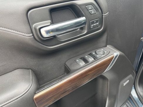 Used 2019 GMC Sierra 1500 SLT w/ SLT Premium Plus Package image 11