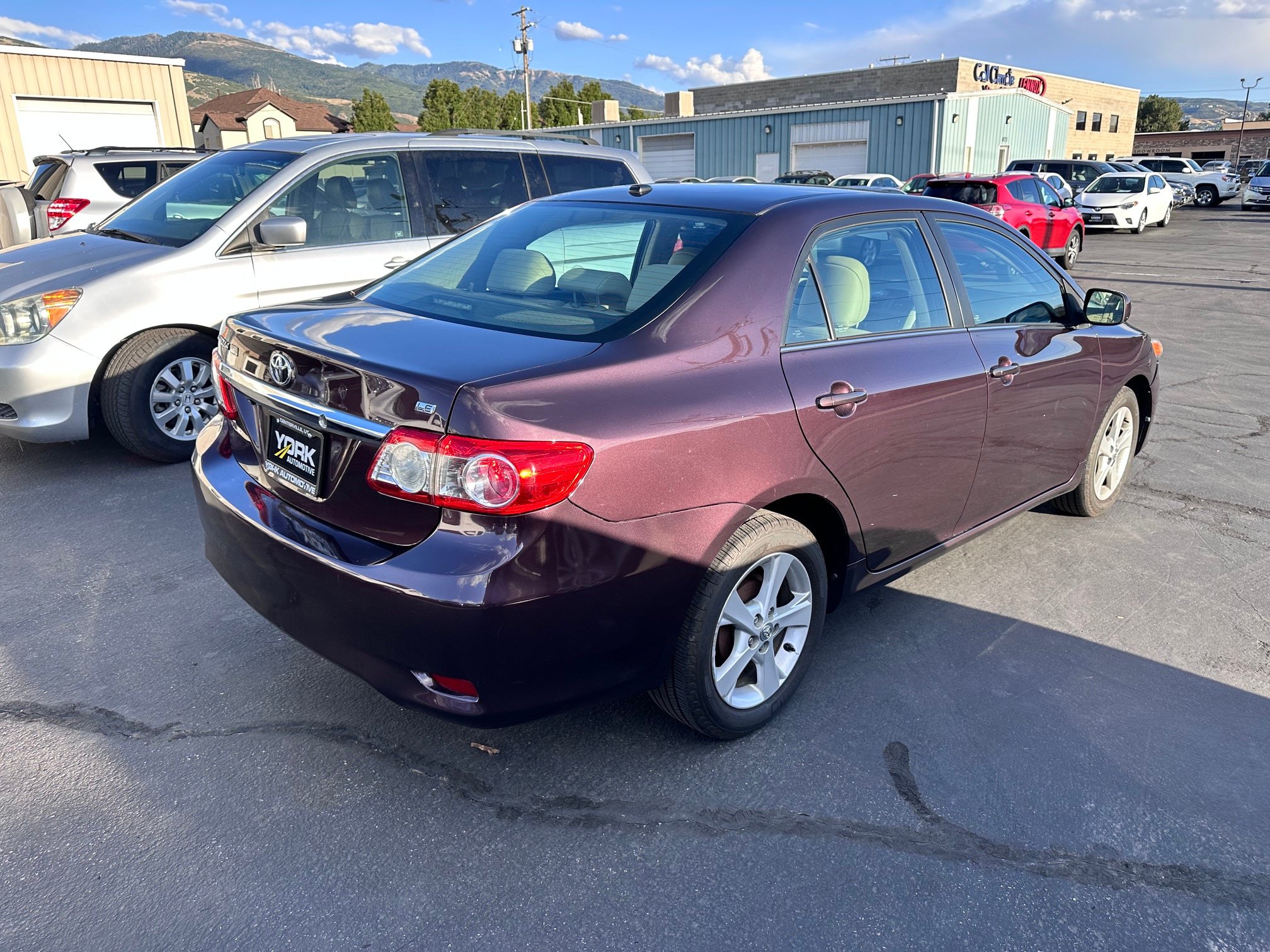 Used 2013 Toyota Corolla LE Special Edition FWD image 3