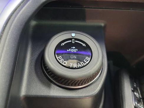 Used 2025 Ford Expedition Max Platinum AWD/4WD image 38