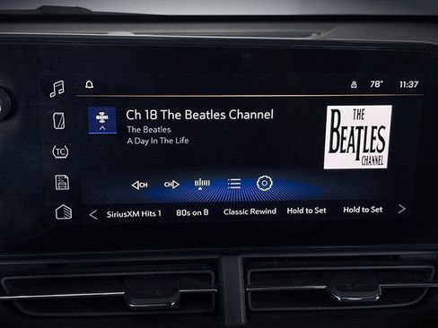 Used 2024 Chevrolet Trax LT w/ Driver Confidence Package image 14