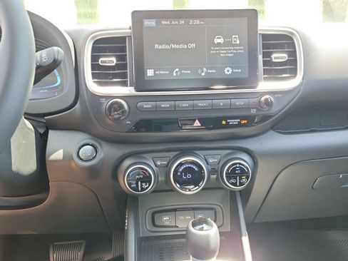 New 2026 Hyundai Venue SEL FWD image 14