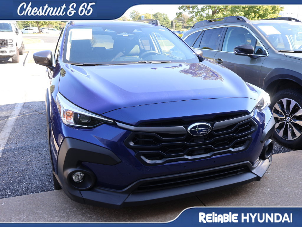 Used 2024 Subaru Crosstrek 2.0i Premium AWD/4WD image 3