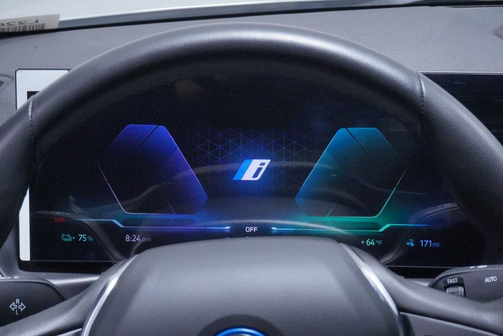 Used 2024 BMW i4 eDrive40 w/ Convenience Package RWD image 15