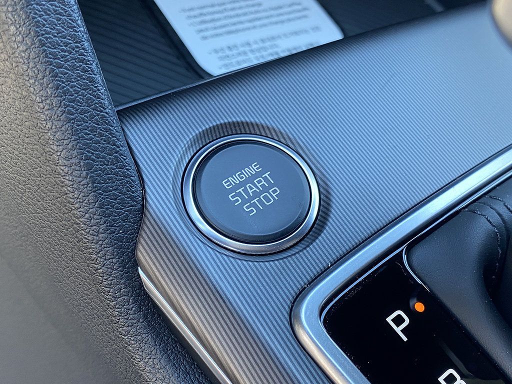 New 2026 Kia Sportage EX FWD image 16